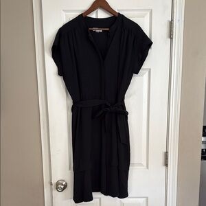 Calvin KleinBlack Short Sleeve Dress with Belt
